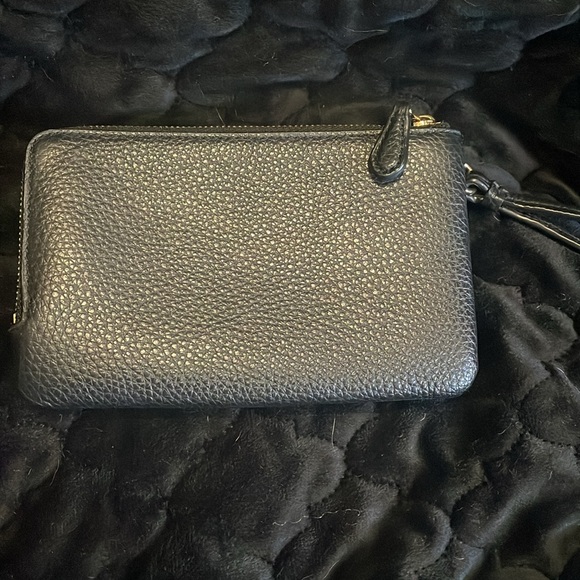 Coach pebbled leather double zip wristlet - Picture 2 of 6